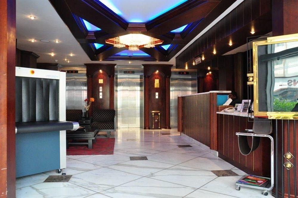 Abu Dhabi Plaza Hotel Apartments Экстерьер фото